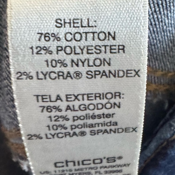 Chico’s Perfect Stretch Girlfriend Straight Leg Crop Jean Size 16 - Picture 4 of 4